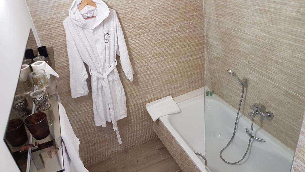 Hotel Artmonia Castalla Zewnętrze zdjęcie